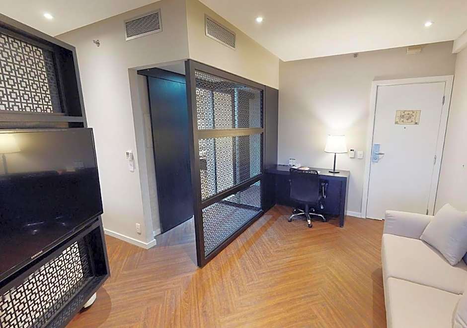 Estanplaza Funchal Faria Lima