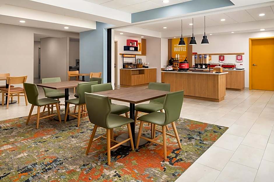 Hampton Inn By Hilton Neptune/Wall