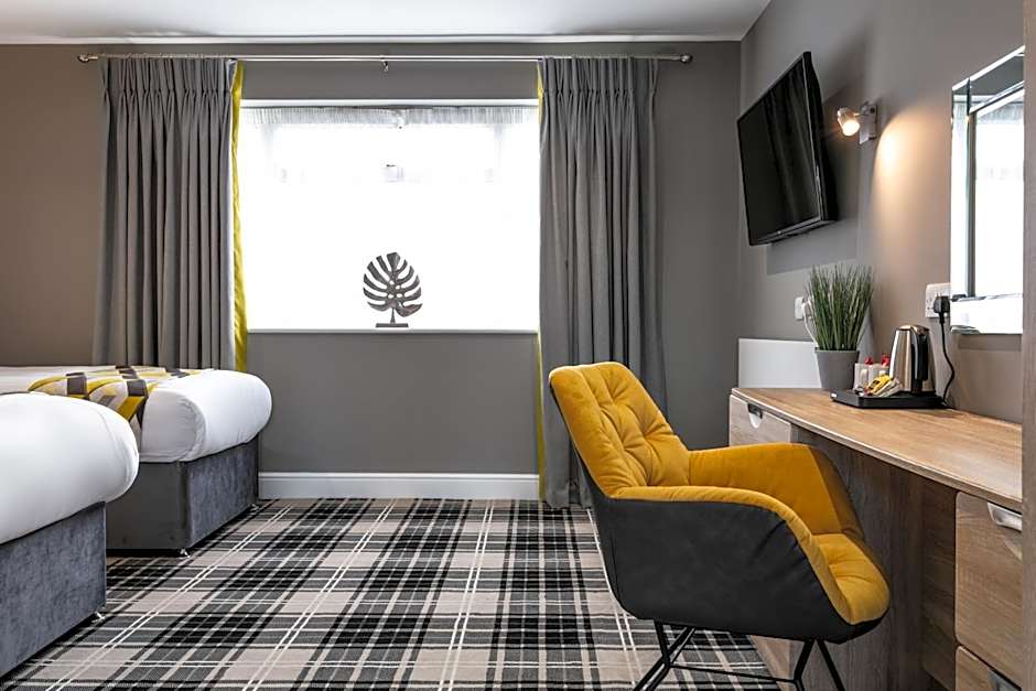 Roydon Marina Village Hotel