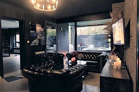 Erwachsenenhotel BDSM Apartment Hotel Emotion Apartments mit privater Sauna und Whirlpool