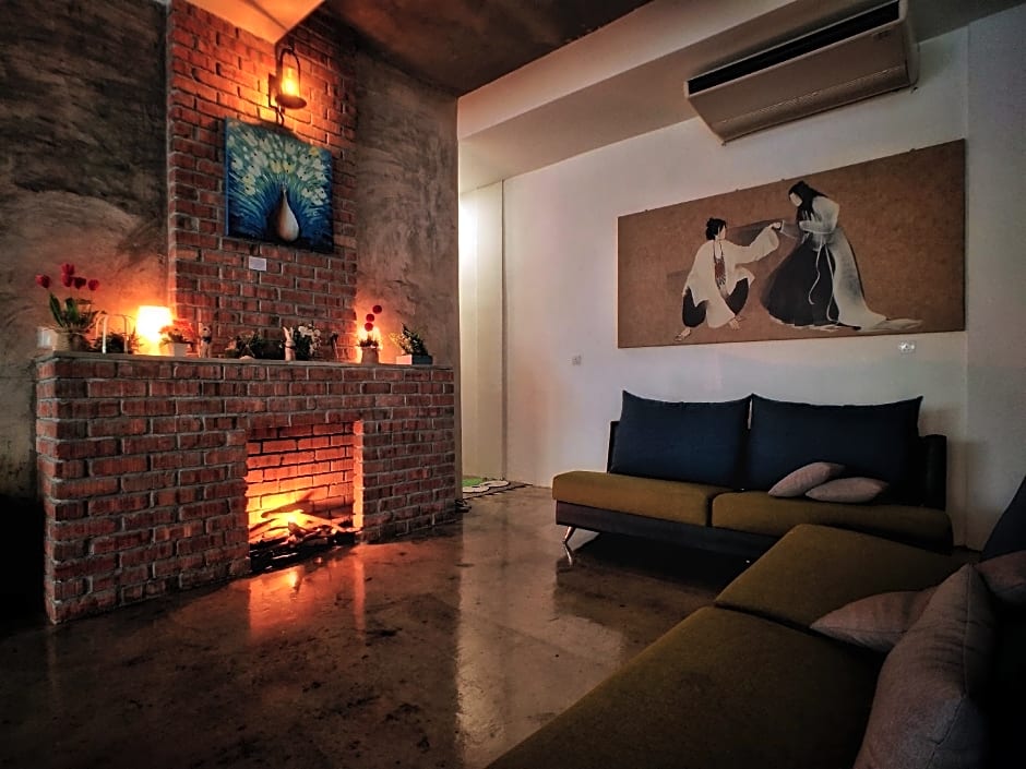 Beds In Garden Hostel