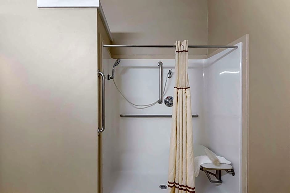 BEST WESTERN PLUS HOPEWELL FORT LEE