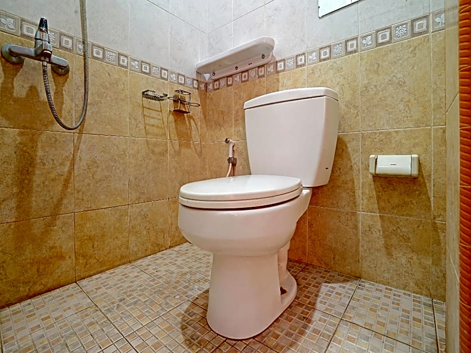 OYO 90836 Bartu Guesthouse