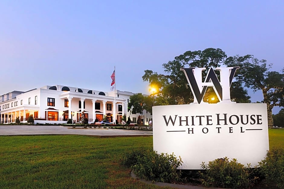 White House Hotel