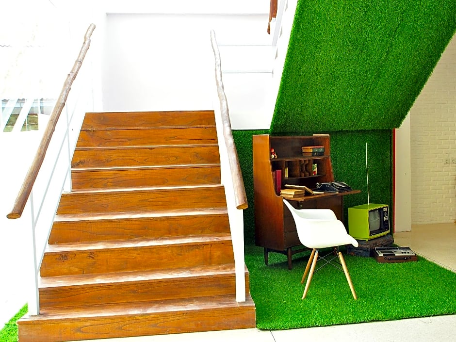 Summer Bed And Breakfast Hotel