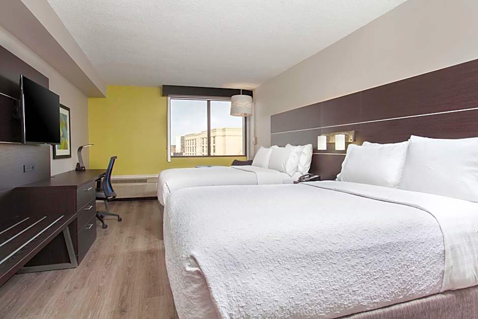 Holiday Inn Express & Suites Mississauga-Toronto Southwest By IHG