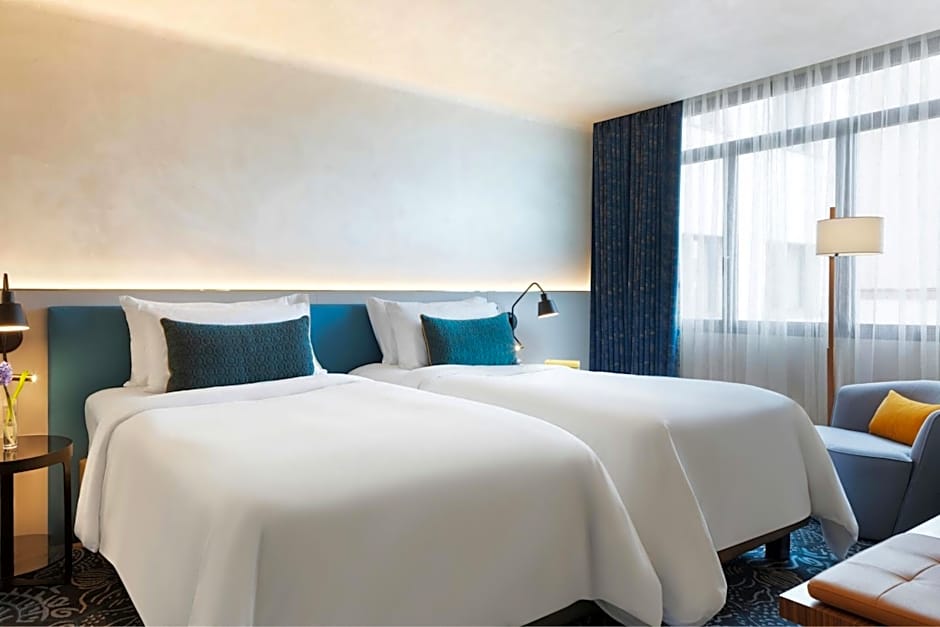 Renaissance by Marriott Barcelona Hotel