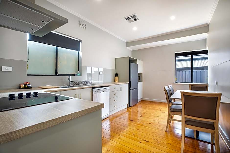 Nightcap at Watermark Glenelg