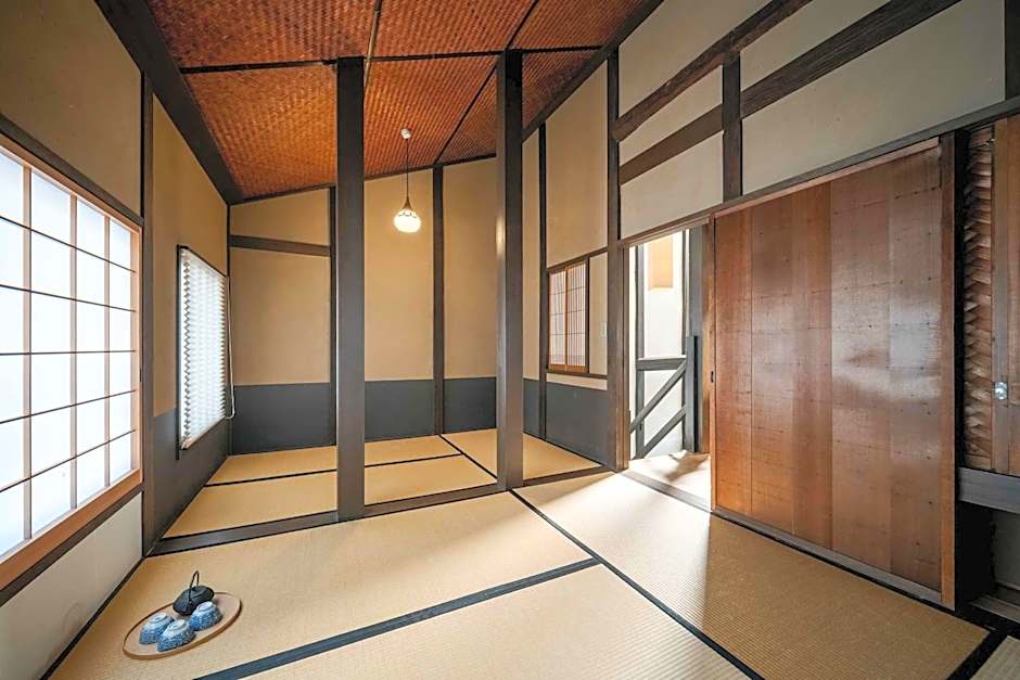 Hatoba an Machiya House