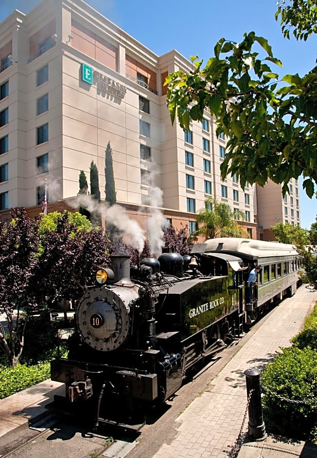 Embassy Suites by Hilton Sacramento Riverfront Promenade
