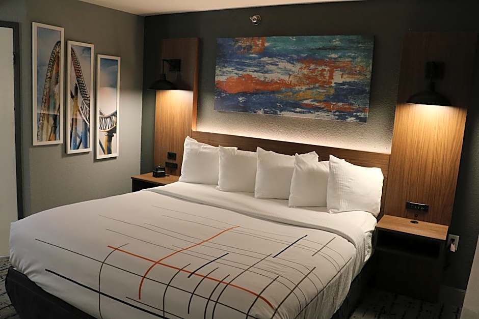 La Quinta Inn & Suites by Wyndham Chicago Gurnee