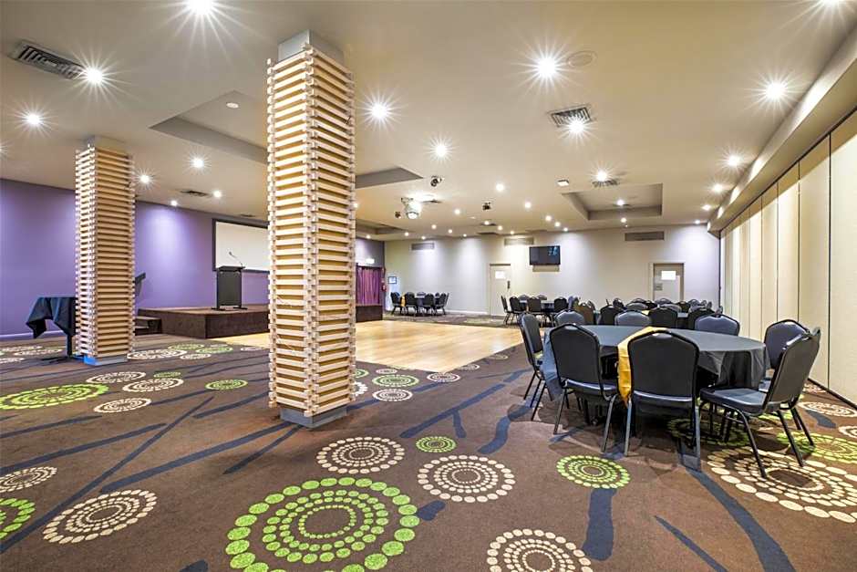 Nightcap at Waltzing Matilda Hotel