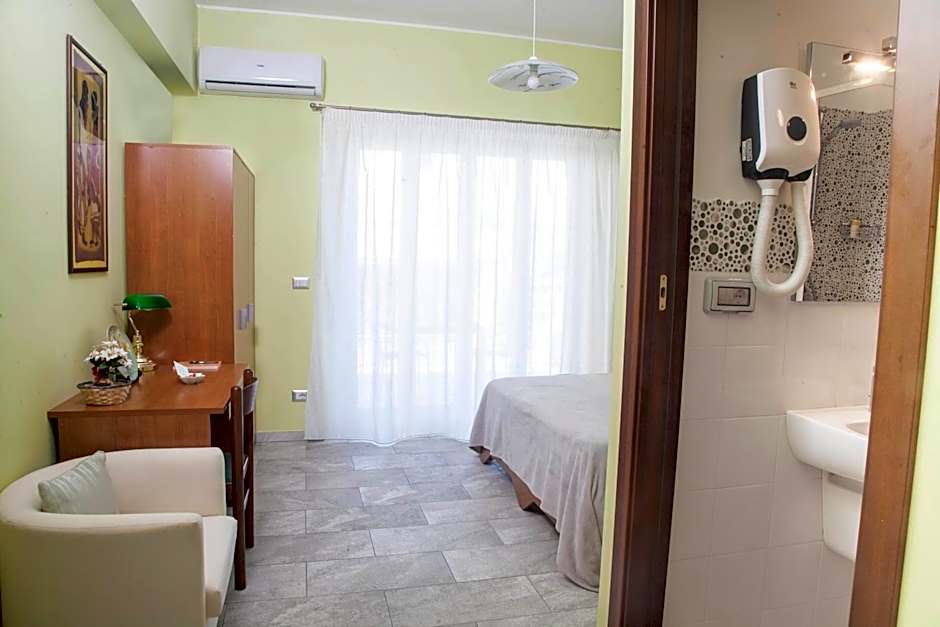 Etna Sea House