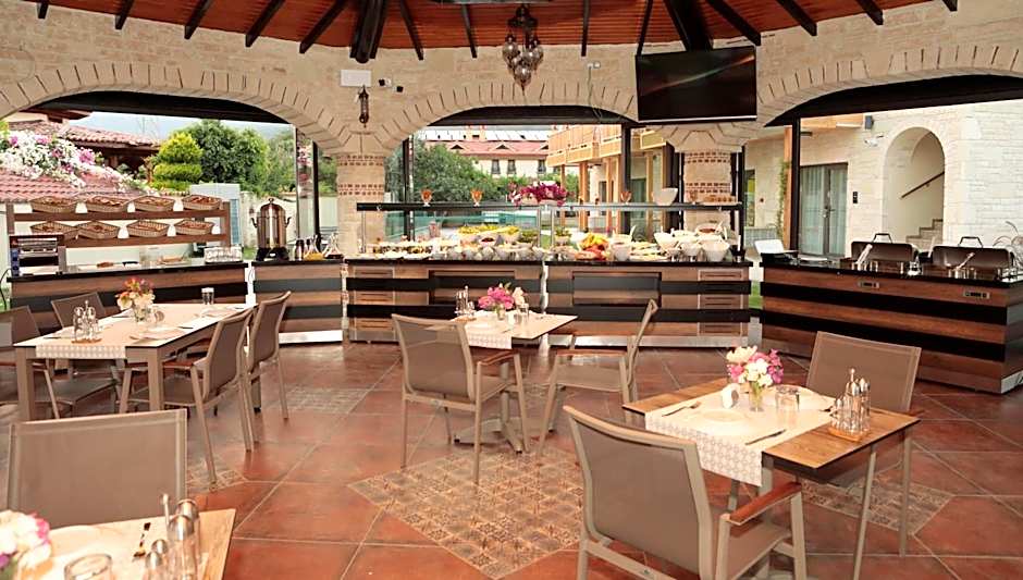 Dalyan Live Spa Hotel