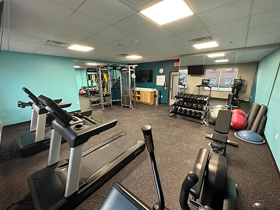 AVID Hotels - Fort Wayne North, an IHG Hotel