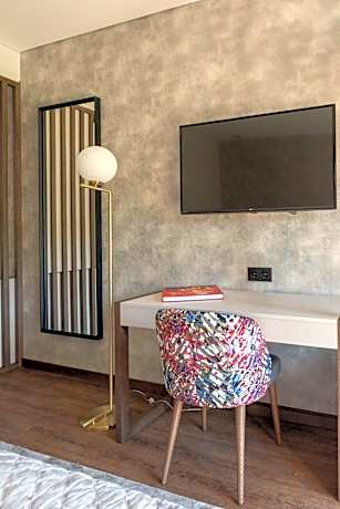 Deluxe Double Room with Bath