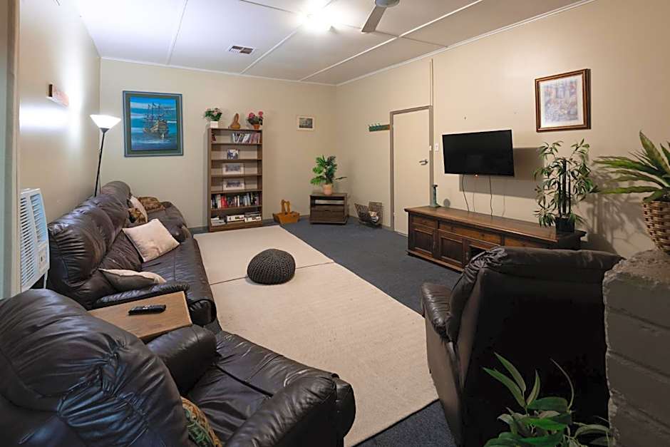 Broken Hill Tourist Lodge