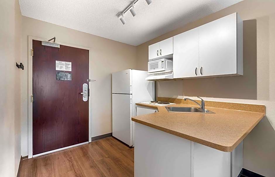 Extended Stay America Suites - St. Petersburg - Clearwater - Executive Dr.