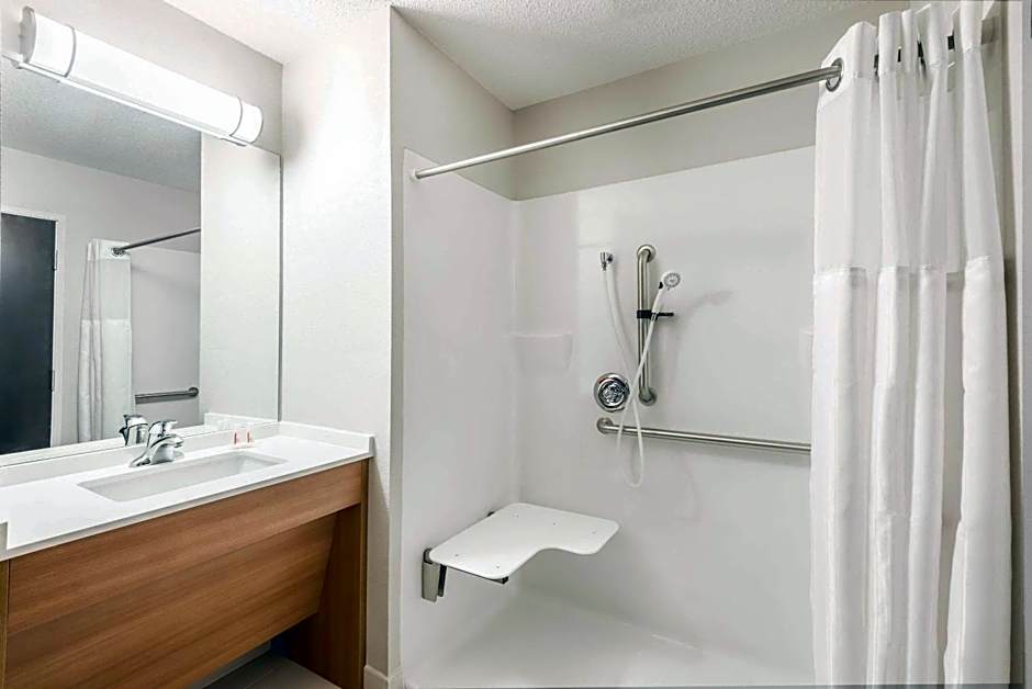 Microtel Inn & Suites by Wyndham Beaver Falls