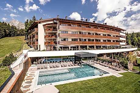 Josef Mountain Resort