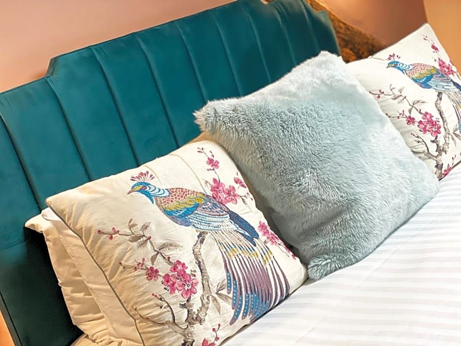 The Hive at Poppi-Red