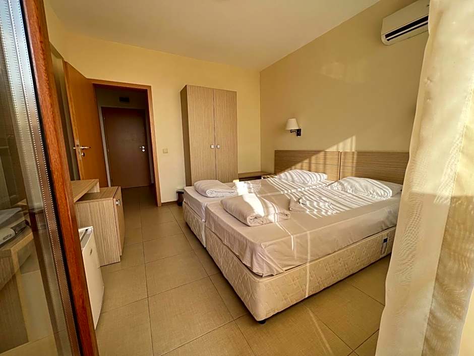 Александра