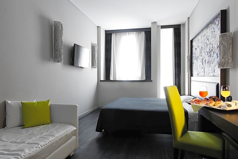 Twenty One Hotel