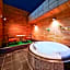 Hotel Fine Garden Suzuka - Free Parking