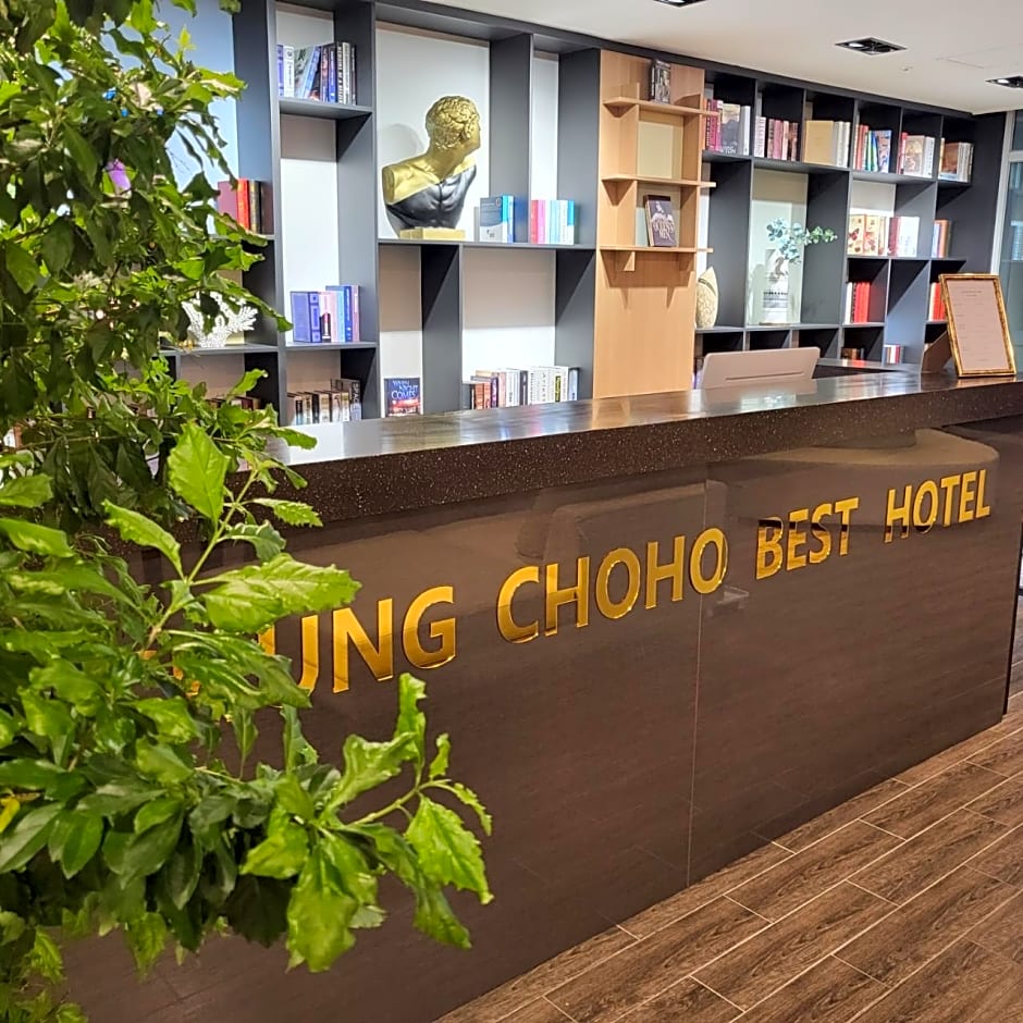 Chungchoho Best Hotel