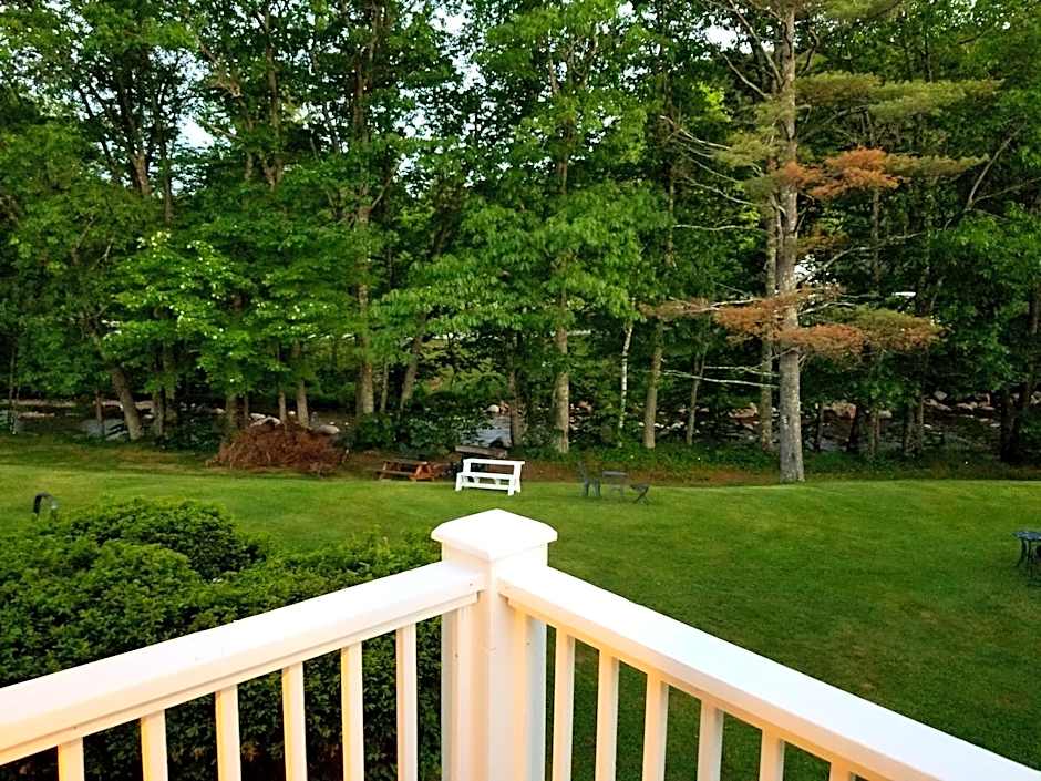 The Lodge at Jackson Village