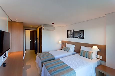 DOUBLE SUPERIOR CITY VIEW