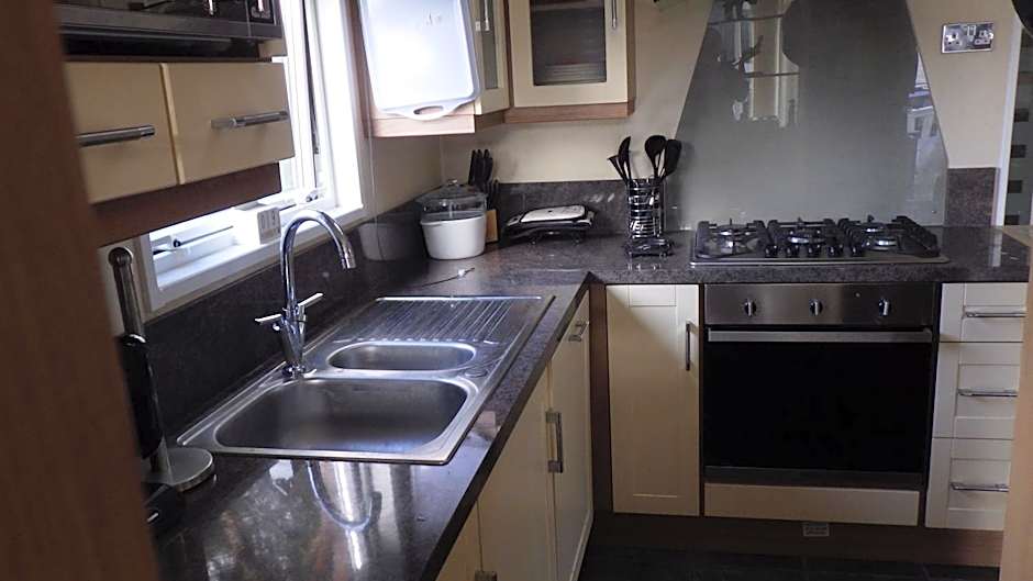 Violet 28 Oakdene Forest Park