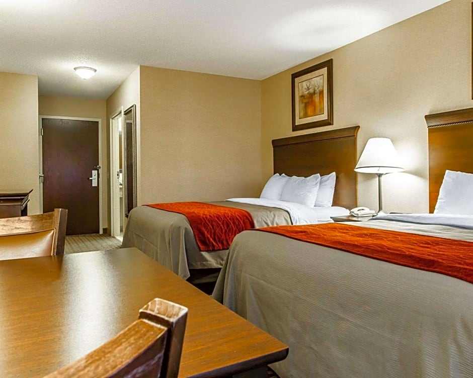 Comfort Inn & Suites Scarborough