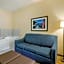 Comfort Suites Lake Geneva East
