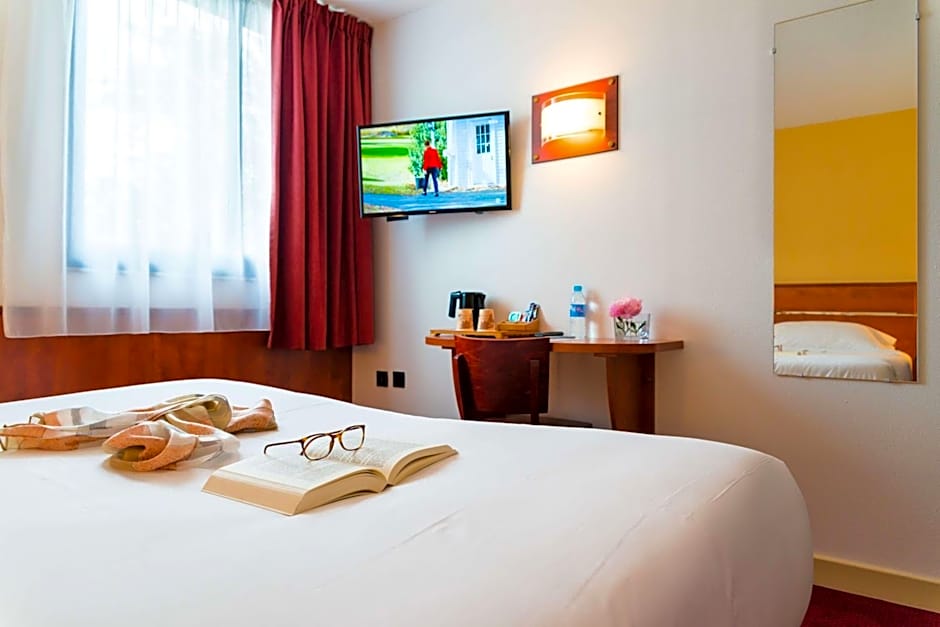 Brit Hotel Rennes St Grégoire  Le Villeneuve