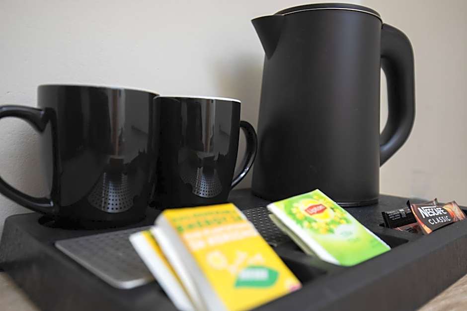 Golden City Center Suites