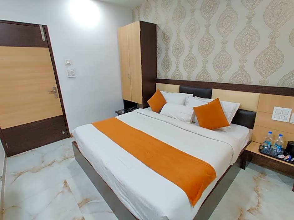 Goroomgo A star Amritsar