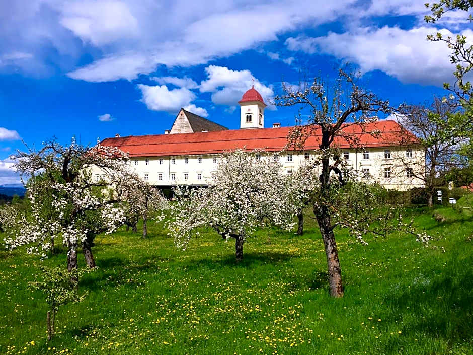 Stift St. Georgen am Längsee