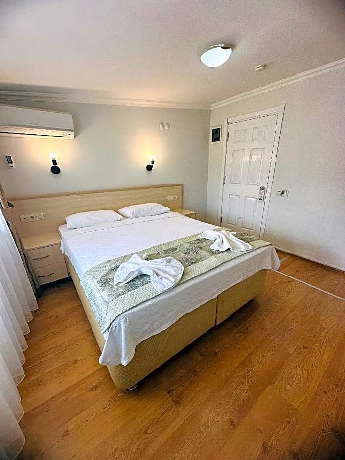 Amsterdam  Otel & Suit