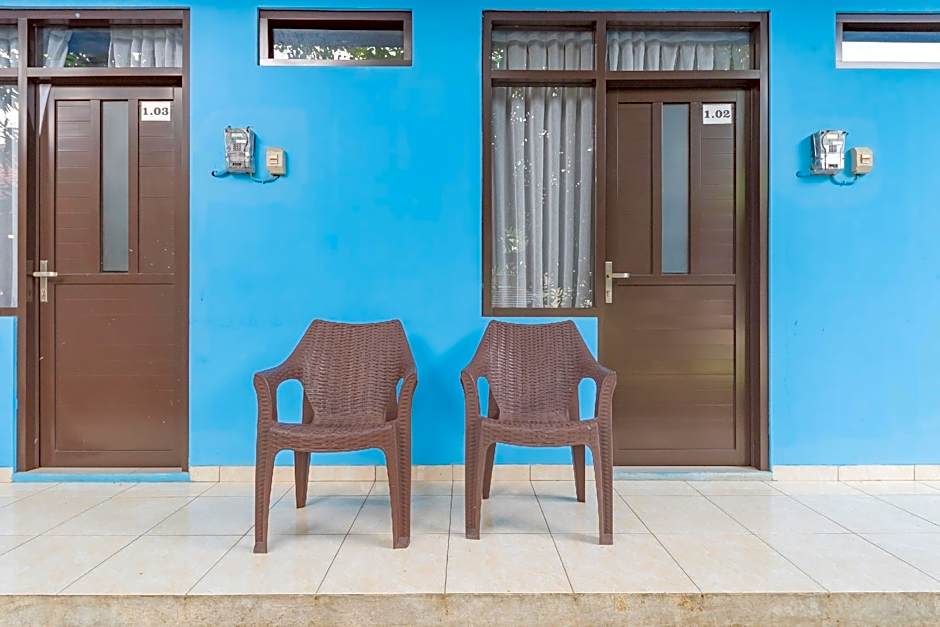 RedDoorz Syariah near Alun Alun Palimanan