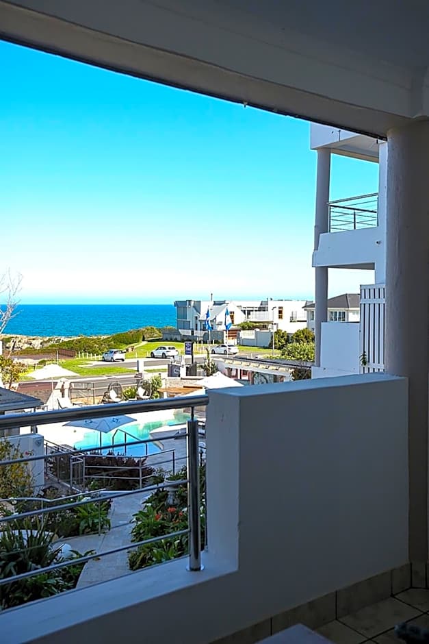 Misty Waves Boutique Hotel