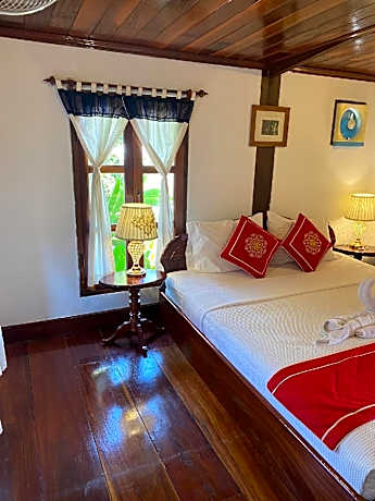 Villa Ouis NamKhan Riverside