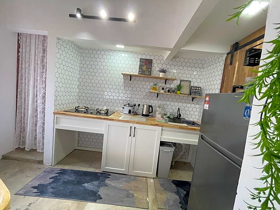 Suasana Stay & Homestay near UMT UNISZA IPG MRSM Kuala Nerus, Terengganu