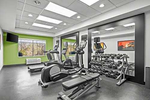 Spark by Hilton Macon North