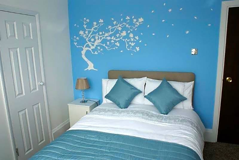 LG Thai Derm Spa & Guesthouse                                                   