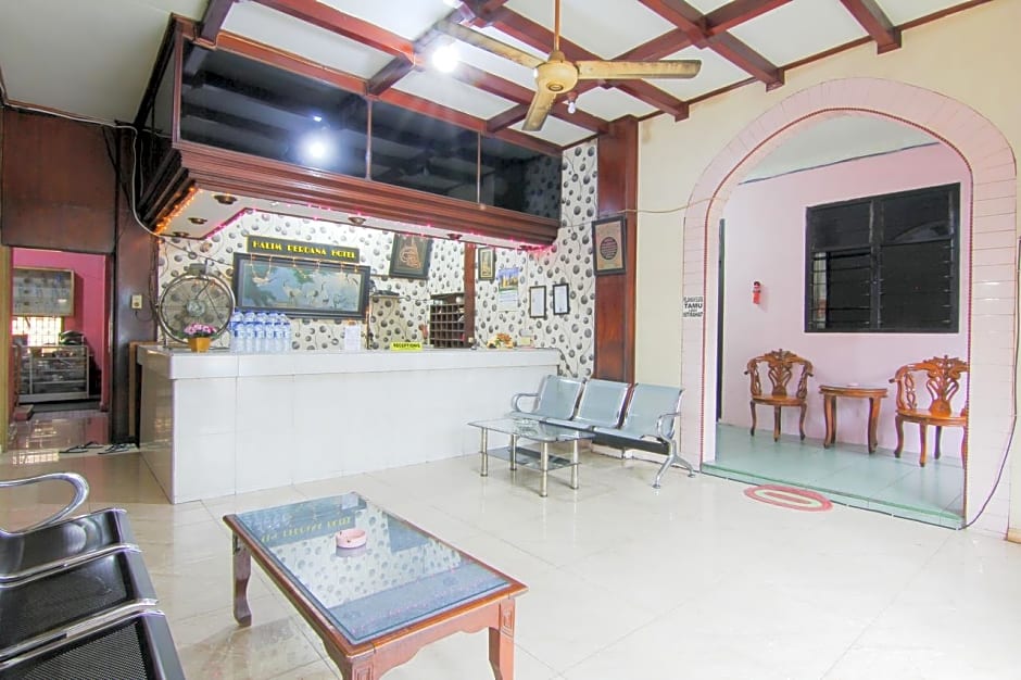 Hotel Halim Perdana by ZUZU