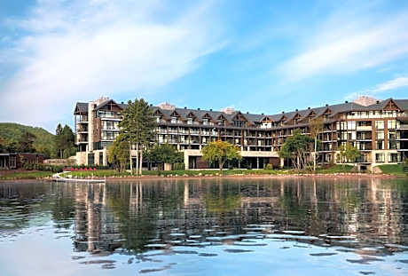 Entourage sur-le-Lac