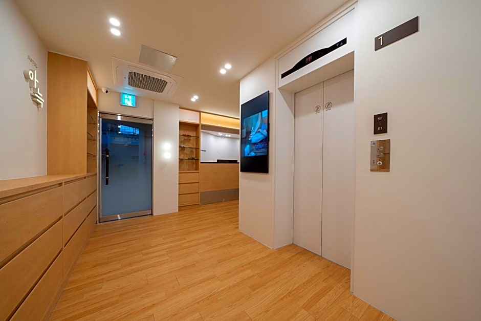 Aank Hotel Cheonan Station 1st