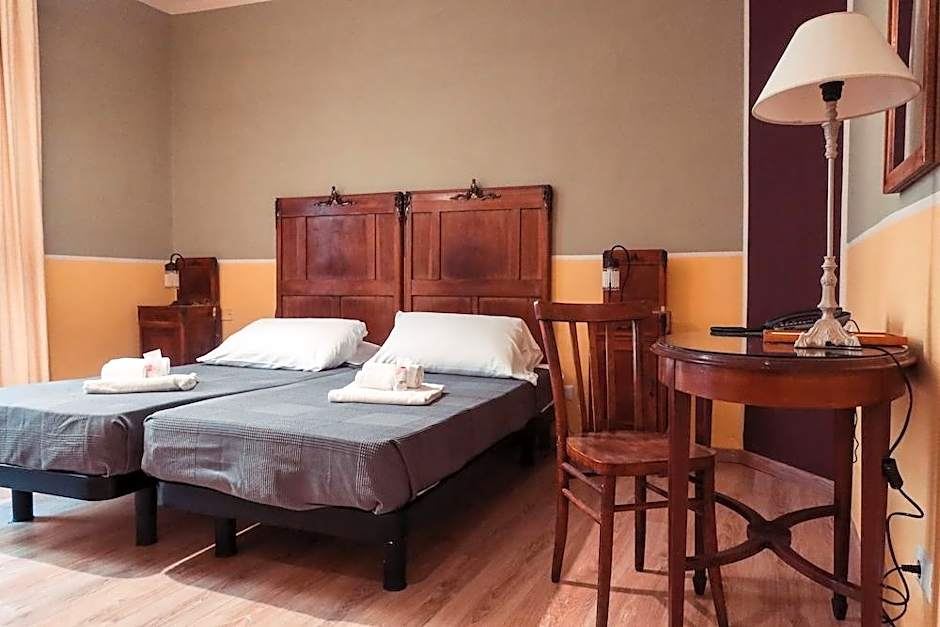Hotel Azzi