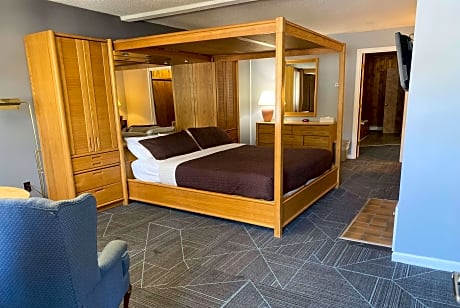 1 Queen Bed  Suite  Non-Smoking